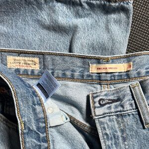 Levi's Blue Relaxed Jeans Classic Style
